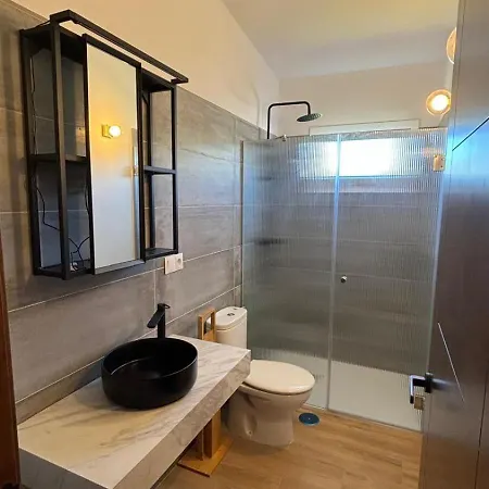 Casa De Huespedes Arroyo Bujias - 3 Con Bano Privado Individual *